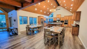 River Mountain Lodge, Great for Weddings/Reunions - Image 4
