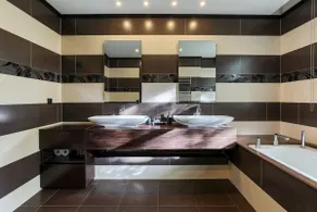 Montaigne Junior Suite - Image 4