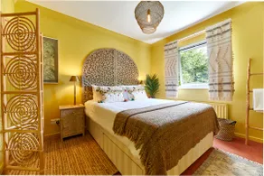 Xanadu Quirky 3-Bed Near Beach & Village Pub - Image 3