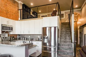 East Empire Theatre Loft, Downtown! Sleeps 4, Local Golfing 50% Off! - Image 3