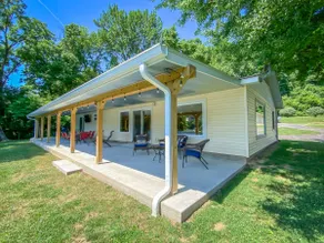 Ultimate Riverfront Stay Huge Dock + Prime Fishing Access - Image 3