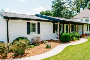 Roswell Retreat Near Canton Street - Image 2
