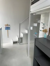 Studio with mezzanine and private terrace - Image 2