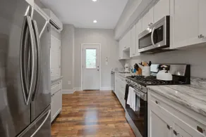 Shaw Chic Oasis: Metro-Accessible 2BR Rowhouse - Image 5
