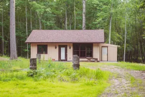 Pet Friendly-Secluded-Fire Pit-300mbps internet - Image 2