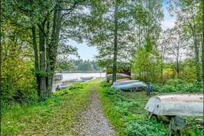 2 Guest houses with sauna and hot tub in Marielund - Image 4
