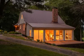 Oakbridge Retreat w/Tennis Court,10 min to Mohican - Image 3