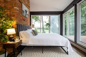 Oakbridge Retreat w/Tennis Court,10 min to Mohican - Image 5