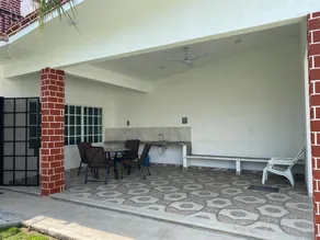Rosalez Morelos House - Image 5