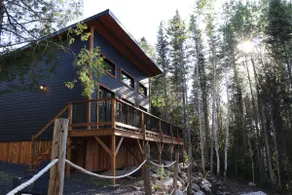 Le Fenderson - Origin Rental Chalets - Image 3