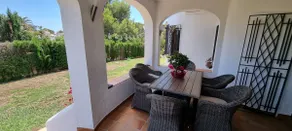 Beautiful villa with pool and sea view - Image 4