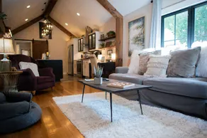 The Dryer House center city pet friendly home - Image 2