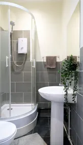 Entire flat in Anfield, 300m from LFC stadium. - Image 3
