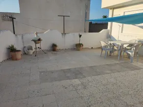Nice S+1 apartment with terrace - Image 5