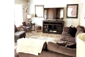 The Zen Den - Image 4