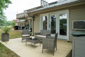 Lake Life Retreat on Lake Hamilton in Hot Springs - Image 3
