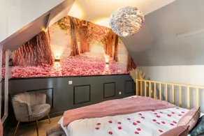 ”L'Evasion”: jacuzzi, sauna, terrace & parking - Image 4
