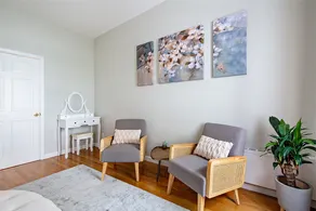 Stylish 1 BD APT in Hell's Kitchen - Image 4