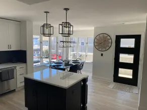 3 bedroom townhouse across from the beach - Image 2