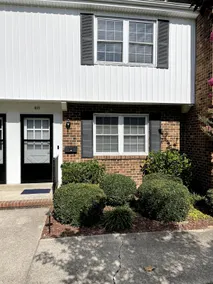Willow-Updated Chapel Hill Condo w/ Community Pool - Image 3