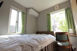 SHINJUKU WARM HOUSE - Image 4