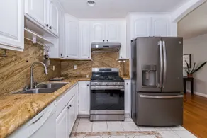 NEW 4bd2 bath Home minutes to beach & LAX - Image 4
