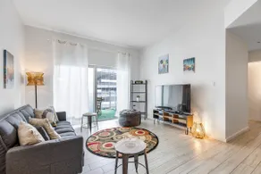 Lovely 2bed/2bath -NEW606 - with parking - Image 4