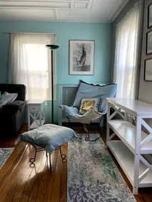 Cheerful 3-bedroom home with easy access to beach - Image 4