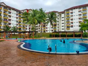 Homestay WaDi 2 apartment with pool near beach - Image 4