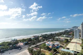 Private Luxury 2 Beds Apartment w/Sea View - Image 4