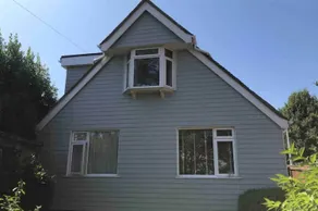 Beautiful 4 Double Bedroom House in Poole with Hot tub, near Sandbanks - Image 2