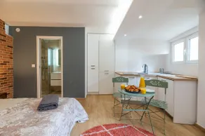 Charming Renovated Studio 150 m from Monaco - Image 4
