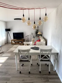 Modern, quiet and cozy apartment with Garden - Image 3