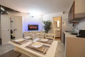 [Casa Vacanze LE MURA] Free Parking & Wi-Fi - Image 2