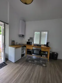 Cozy riverside house - Image 5