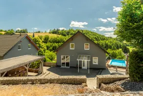 Spacious Home Sauna Hot Tub Pool Patio BBQ - Image 3