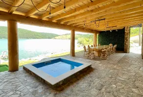 Grama Cabin • Lake Cabin, Jacuzzi & Sauna - Image 3