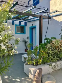 Lovely family apartment by the garden - Image 4