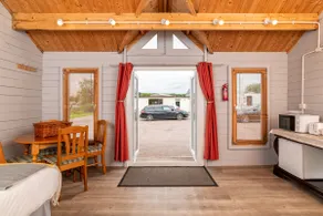 Bella - Camping Cabin - Image 3