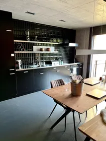 Designer 1-room apartment | Balcony | Workplace | Central - Image 5