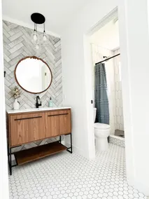 *Close to Austin* Cozy, bright, and oh so clean! - Image 5