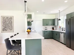 *Close to Austin* Cozy, bright, and oh so clean! - Image 3