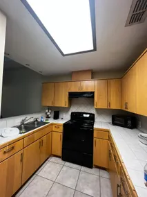 Cozy centrally located apartment - Image 2