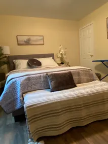 Refresh, cheerful home from home. - Image 4