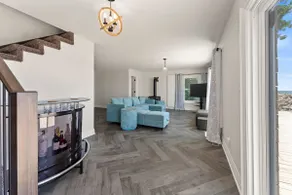 Cozy 3 Bedroom Lakefront Cottage - Image 5