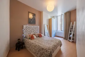 Beautiful 2 bedroom apartment in central Marseille - Image 3