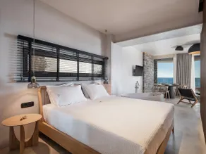 Seannamon Luxury Suite 3 - steps from the beach - Image 4