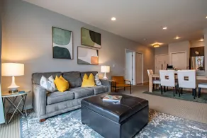 Beautiful Home in the Heart of Seattle! - Image 3