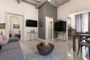 San Niccolò Luxury Apartment - Image 3