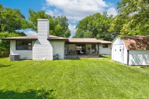 Private Patio W/ Fenced Yard in Safe Area! - Image 3